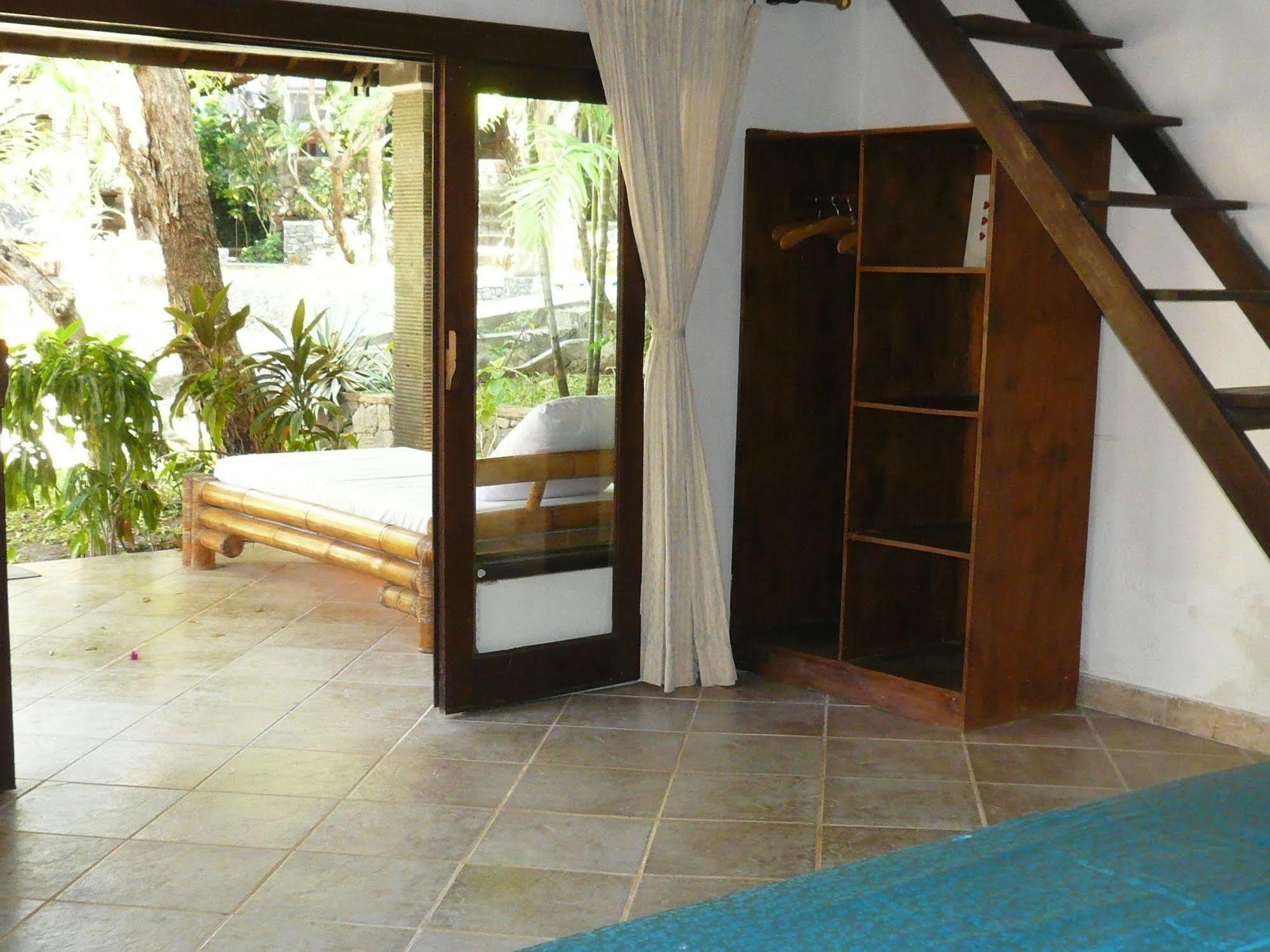 Wawa Wewe II Villas Amed Kültér fotó