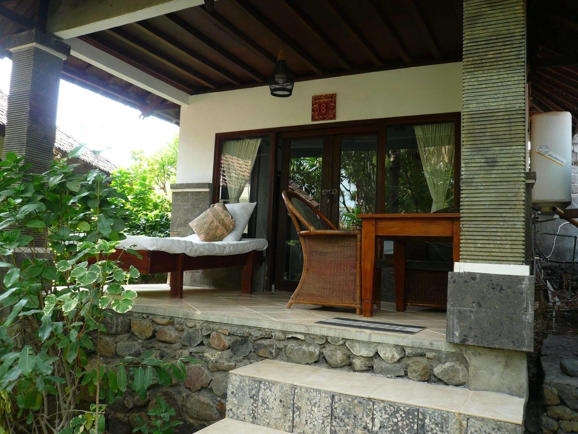 Wawa Wewe II Villas Amed Kültér fotó